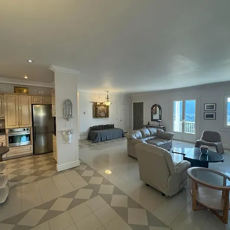 Villa Bay View